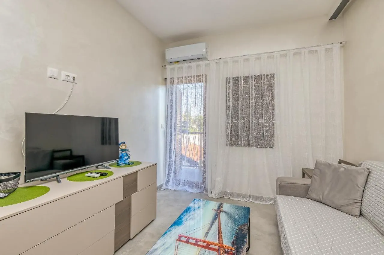Guest house Apartments Noel Funtana