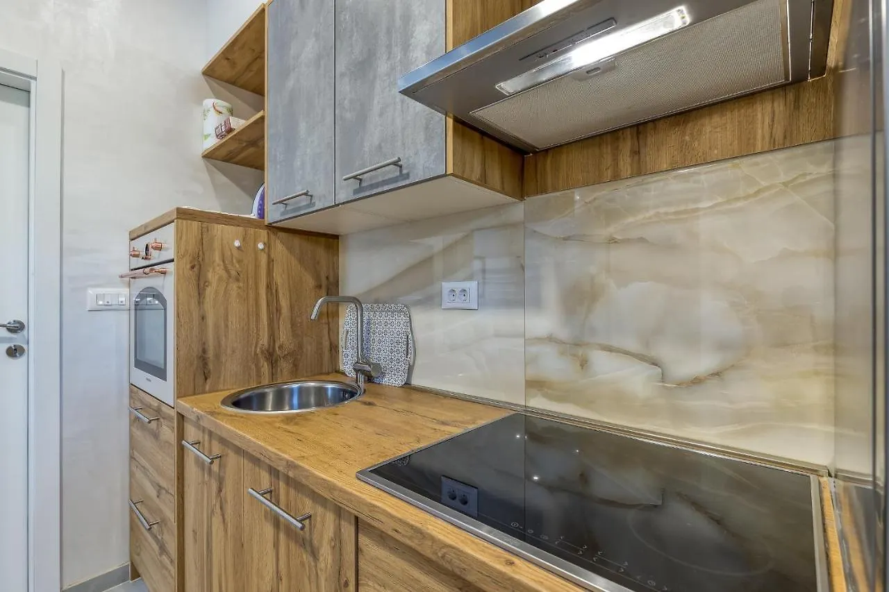 Guest house Apartments Noel Funtana